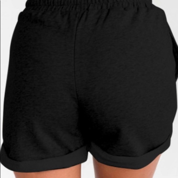 BLACK TIE WAIST SIDE POCKETS CUFFED LOUNGE SHORTS - Picture 2 of 6